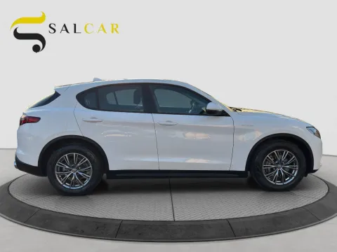 Alfa Romeo Stelvio 2.2 t Super rwd 160cv auto - Immagine 5
