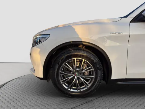 Alfa Romeo Stelvio 2.2 t Super rwd 160cv auto - Immagine 8