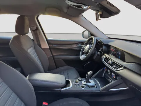 Alfa Romeo Stelvio 2.2 t Super rwd 160cv auto - Immagine 10