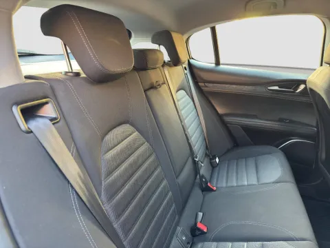Alfa Romeo Stelvio 2.2 t Super rwd 160cv auto - Immagine 11