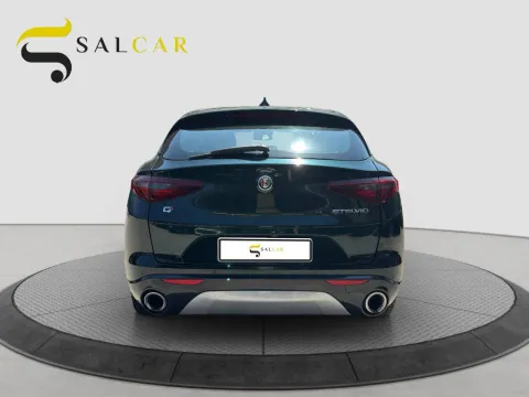 Alfa Romeo Stelvio 2.2 t Ti Q4 210cv auto - Immagine 7