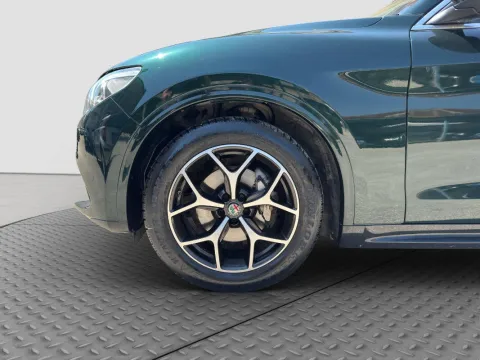 Alfa Romeo Stelvio 2.2 t Ti Q4 210cv auto - Immagine 9