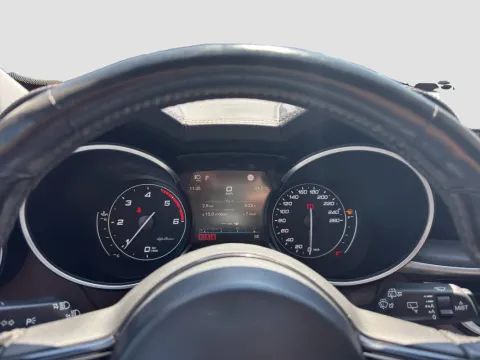 Alfa Romeo Stelvio 2.2 t Ti Q4 210cv auto - Immagine 15