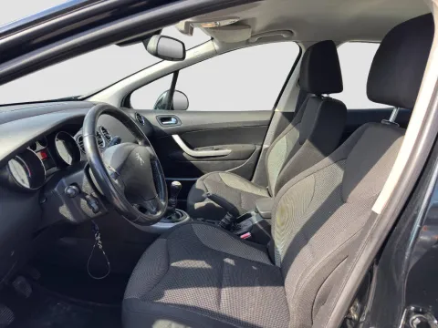 Peugeot 308 5p 1.6 hdi 8v Active fap - Immagine 9