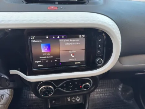Renault Twingo 1.0 sce Vibes 65cv - Immagine 17