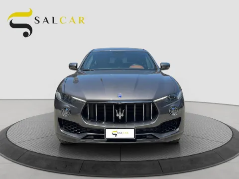 Maserati Levante 3.0 V6 250cv auto my19 - Immagine 2
