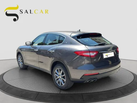 Maserati Levante 3.0 V6 250cv auto my19 - Immagine 6