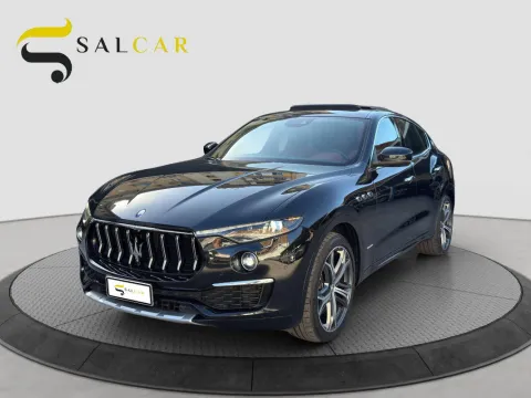 Maserati Levante 3.0 V6 Granlusso 250cv auto my20 - Immagine 1