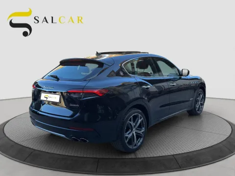 Maserati Levante 3.0 V6 Granlusso 250cv auto my20 - Immagine 8