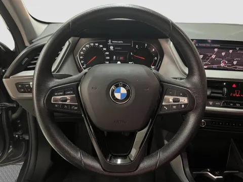 BMW 116d Sport - Immagine 10