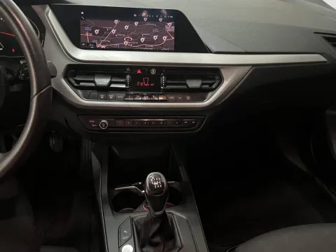 BMW 116d Sport - Immagine 17