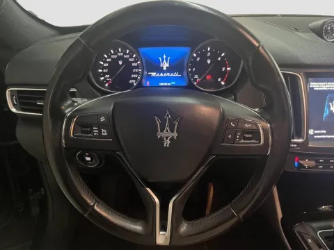 Maserati Levante 3.0 V6 250cv auto - Immagine 10