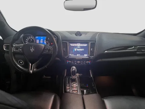 Maserati Levante 3.0 V6 250cv auto - Immagine 14