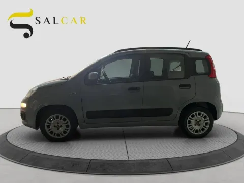 Fiat Panda 1.2 Lounge s&s 69cv my19 - Immagine 3