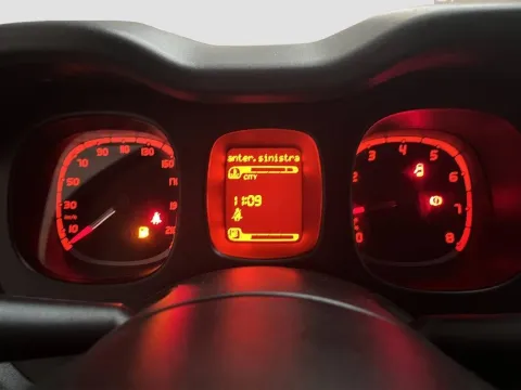 Fiat Panda 1.2 Lounge s&s 69cv my19 - Immagine 12