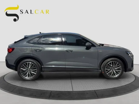Audi Q3 Sportback 35 2.0 tdi S line edition s-tronic - Immagine 4