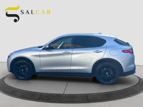 Alfa Romeo Stelvio 2.2 t Executive rwd 190cv auto - Immagine 4