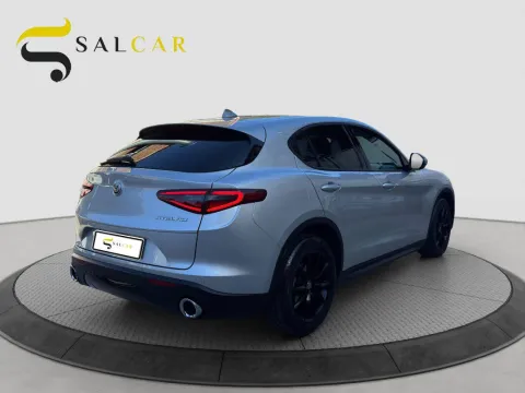 Alfa Romeo Stelvio 2.2 t Executive rwd 190cv auto - Immagine 8