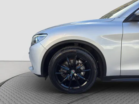 Alfa Romeo Stelvio 2.2 t Executive rwd 190cv auto - Immagine 9