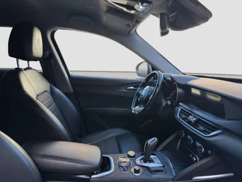 Alfa Romeo Stelvio 2.2 t Executive rwd 190cv auto - Immagine 11