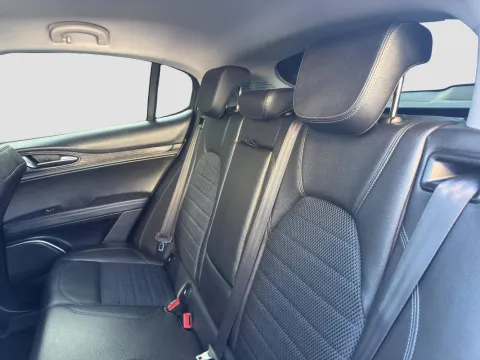 Alfa Romeo Stelvio 2.2 t Executive rwd 190cv auto - Immagine 12