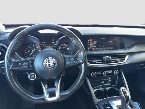 Alfa Romeo Stelvio 2.2 t Executive rwd 190cv auto - Immagine 14