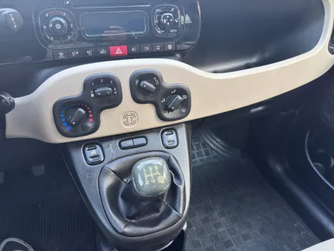 Fiat Panda 0.9 t.air turbo Lounge 85cv - Immagine 18