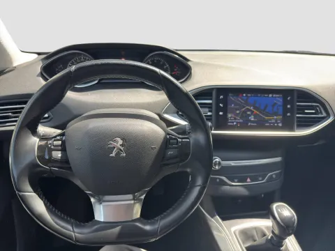 Peugeot 308 5p 1.2 puretech t Allure Pack s&s 130cv my20 - Immagine 13