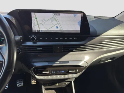 Hyundai Bayon 1.0 t-gdi 48V Xline imt - Immagine 14
