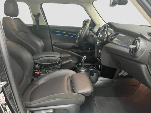 Mini Mini 5p 1.5 Cooper Resolute auto - Immagine 19