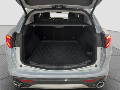 Alfa Romeo Stelvio 2.2 t Ti Q4 210cv auto - Immagine 8
