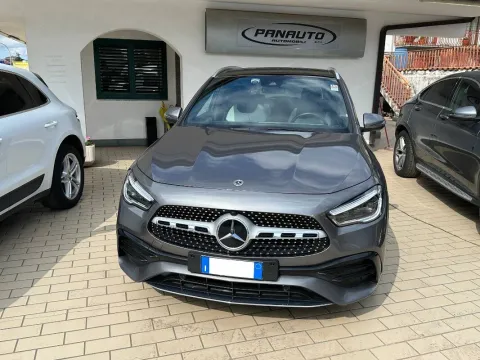 Mercedes GLA 200 d Premium auto - Immagine 2