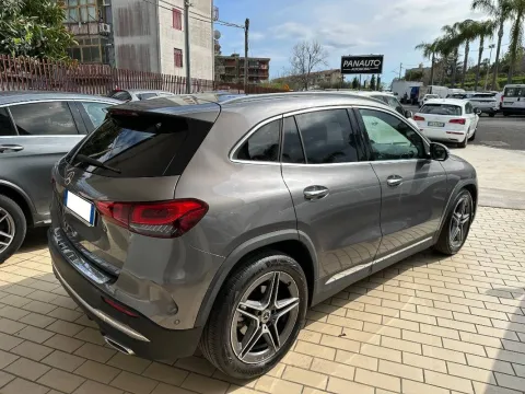 Mercedes GLA 200 d Premium auto - Immagine 6