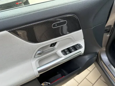 Mercedes GLA 200 d Premium auto - Immagine 8