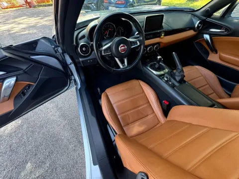 Fiat 124 Spider 1.4 m-air Lusso - Immagine 23