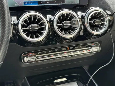Mercedes GLA 200 d Premium auto - Immagine 16