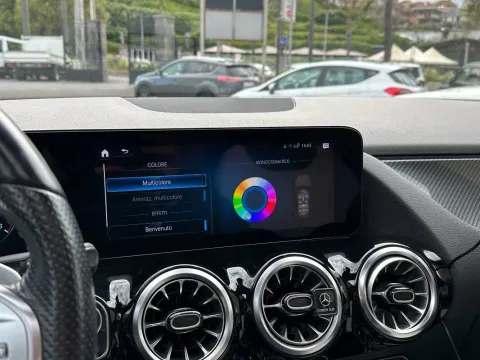Mercedes GLA 200 d Premium auto - Immagine 24