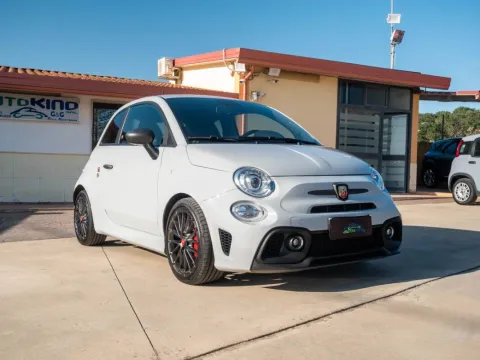 Abarth 595C 1.4 16v t. t-jet Competizione 180cv - Immagine 1