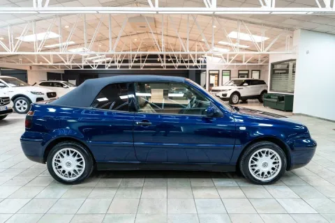 Volkswagen Golf Cabrio 2.0 Trendline - Immagine 1