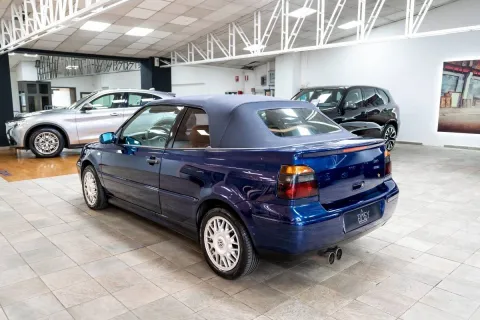 Volkswagen Golf Cabrio 2.0 Trendline - Immagine 3