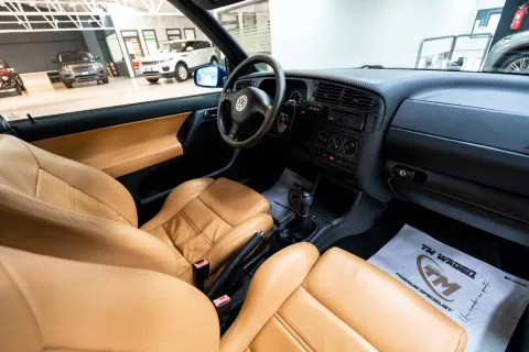 Volkswagen Golf Cabrio 2.0 Trendline - Immagine 8