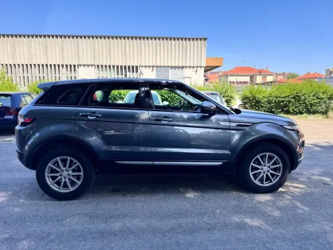 Land Rover Range Rover Evoque 5p 2.2 td4 Dynamic 150cv - Immagine 4