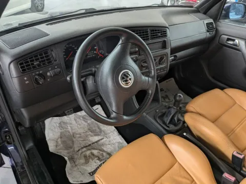 Volkswagen Golf Cabrio 2.0 Trendline - Immagine 13