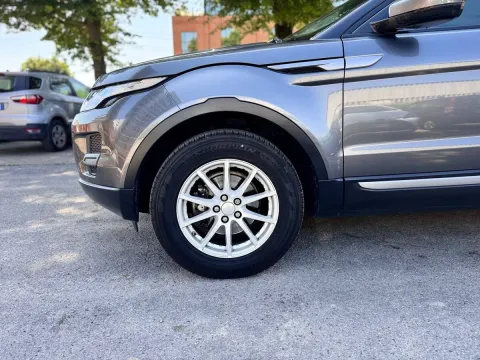 Land Rover Range Rover Evoque 5p 2.2 td4 Dynamic 150cv - Immagine 9