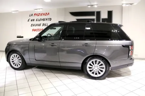 Land Rover Range Rover LWB 3.0 sdV6 Vogue auto my19 - Immagine 4
