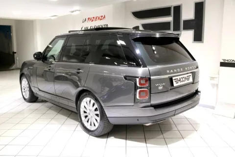 Land Rover Range Rover LWB 3.0 sdV6 Vogue auto my19 - Immagine 5