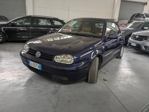 Volkswagen Golf Cabrio 2.0 Trendline - Immagine 16