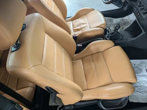 Volkswagen Golf Cabrio 2.0 Trendline - Immagine 19