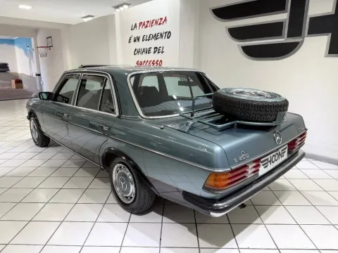 Mercedes E 200 - Immagine 5