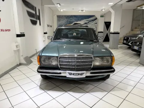 Mercedes E 200 - Immagine 11